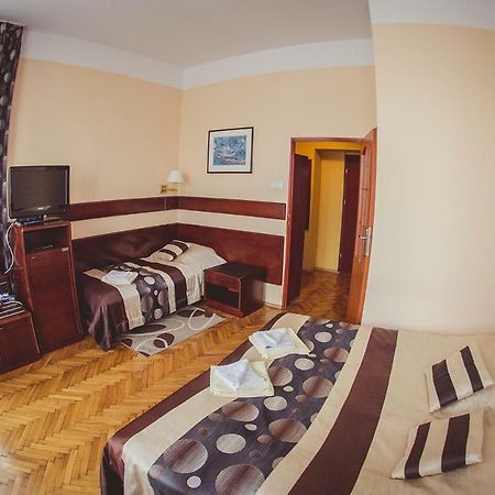 Pensjonat Willa Sorrento Krzeszowice Extérieur photo
